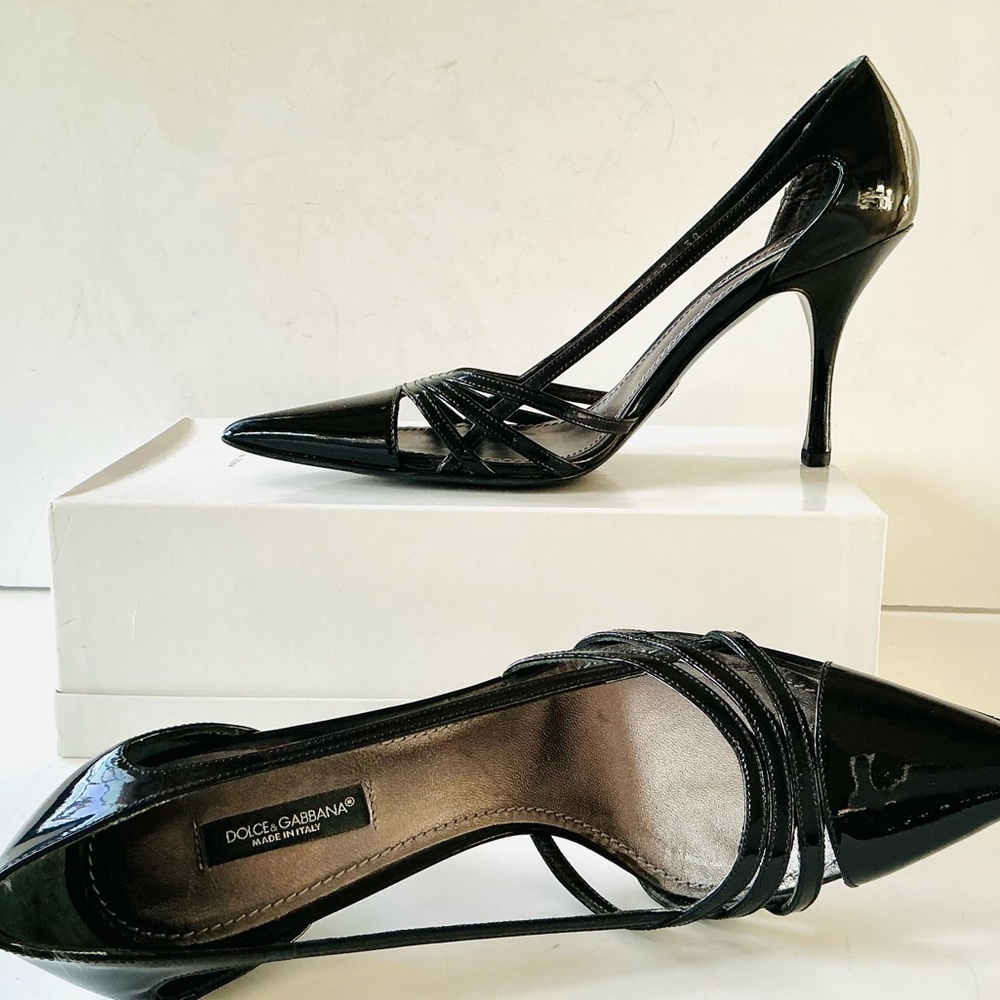 Dolce & Gabbana black patent heels 38